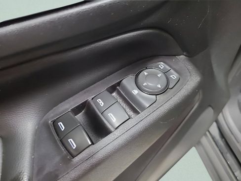 Used 2020 Chevrolet Equinox LT FWD image 24