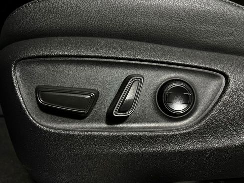 New 2026 Toyota Grand Highlander Limited image 9