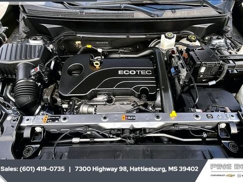 Certified 2021 GMC Terrain SLT image 8