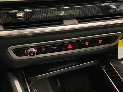 New 2026 BMW X6 xDrive40i w/ Climate Comfort Package image 27