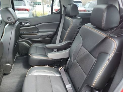 Used 2022 GMC Acadia AT4 w/ Preferred Package image 36
