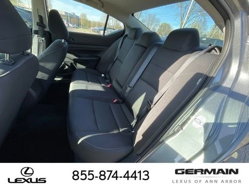 Used 2024 Nissan Altima 2.5 SV image 13