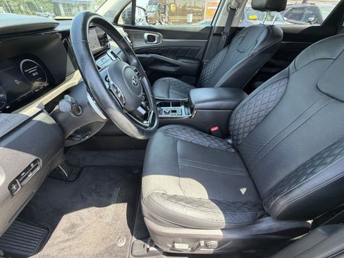 Certified 2021 Kia Sorento SX Prestige AWD/4WD image 11