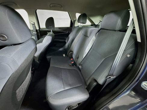 Used 2019 Kia Sorento AWD w/ LX Convenience Package image 23