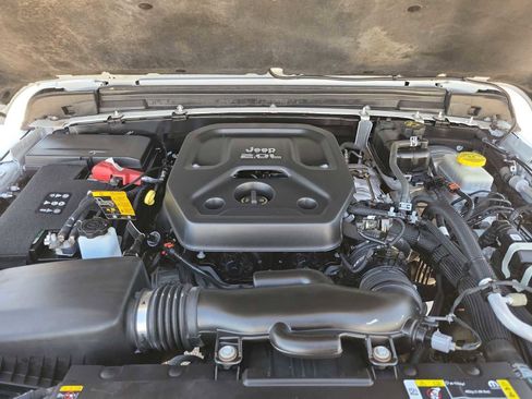 Used 2021 Jeep Wrangler Unlimited Sport image 9