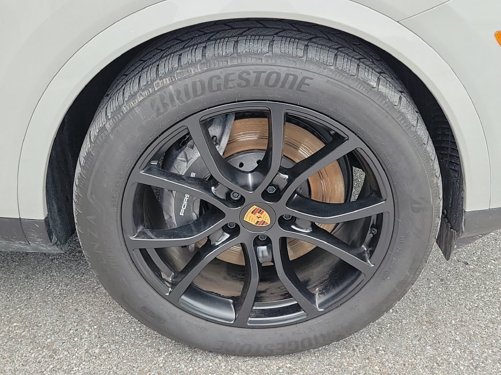 Certified 2026 Porsche Cayenne Coupe AWD/4WD image 13