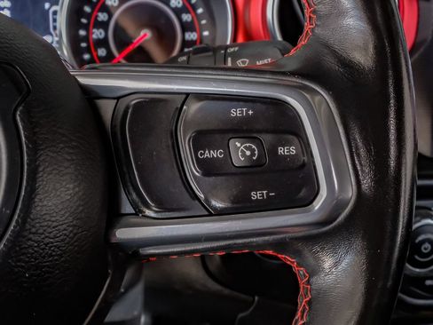 Used 2021 Jeep Wrangler Unlimited Rubicon AWD/4WD image 17