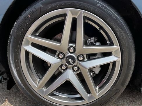 Used 2024 Ford Mustang Coupe RWD image 13