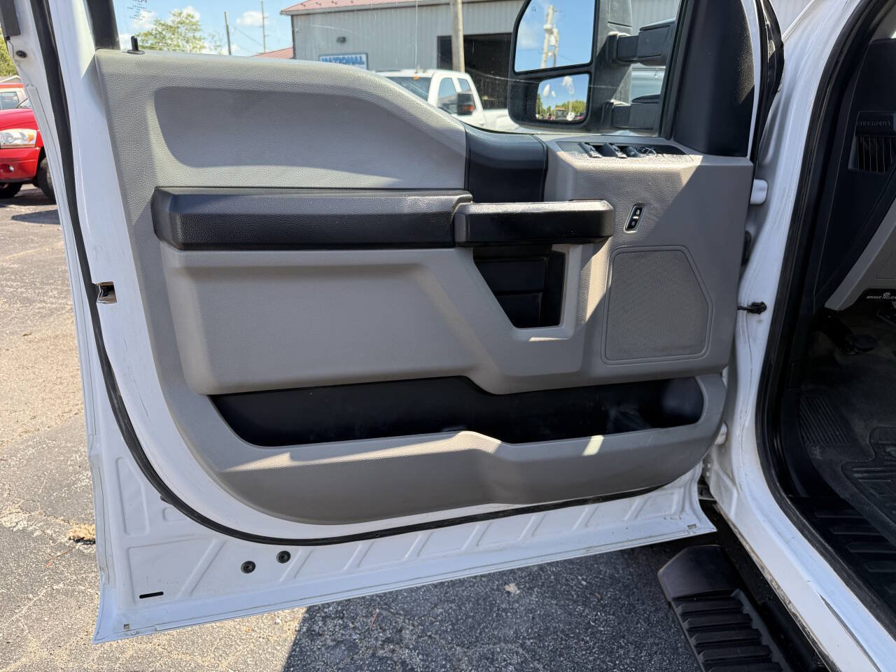 Used 2020 Ford F350 XL w/ Power Equipment Group AWD/4WD image 16