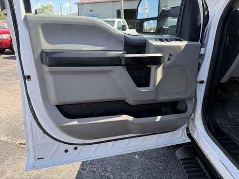 Used 2020 Ford F350 XL w/ Power Equipment Group AWD/4WD image 16