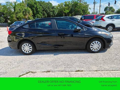 Used 2017 Chevrolet Cruze LS image 6