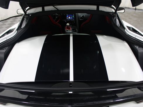 Used 2014 Chevrolet Corvette Stingray Coupe image 19