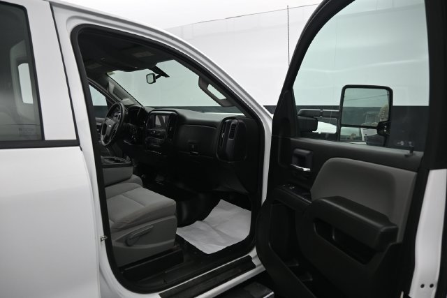 Used 2018 Chevrolet Silverado 3500 W/T w/ WT Fleet Convenience Package AWD/4WD image 35