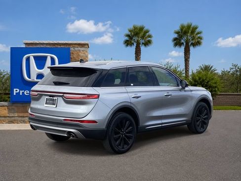Used 2022 Lincoln Corsair Reserve w/ Elements Package FWD image 5