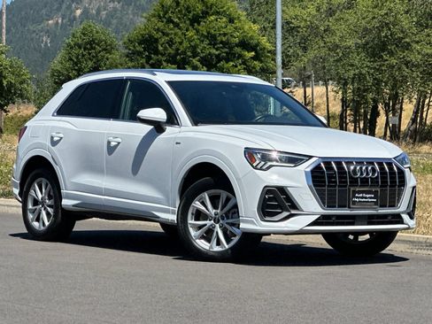 Used 2025 Audi Q3 2.0T Premium AWD/4WD image 1
