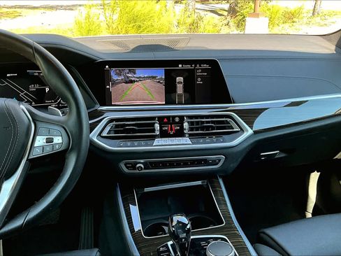 Used 2021 BMW X5 xDrive45e w/ Premium Package 3 image 6