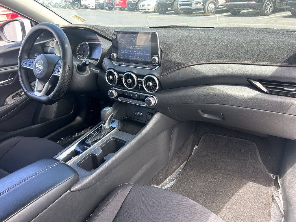 Used 2023 Nissan Sentra SV FWD image 32