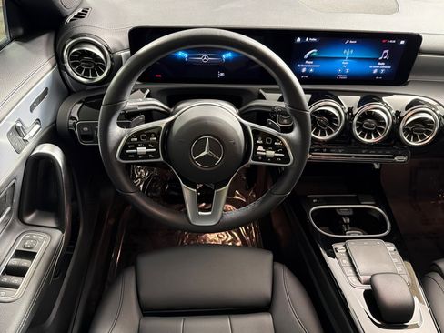 Used 2023 Mercedes-Benz CLA 250 image 13
