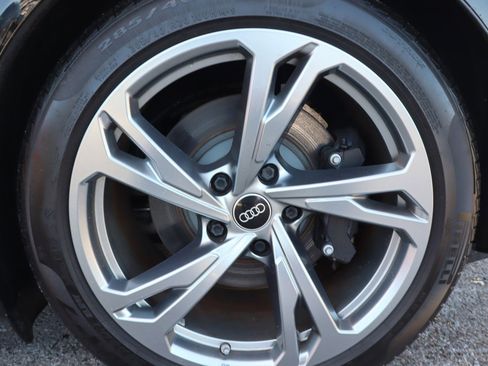 Used 2023 Audi e-tron GT Premium Plus AWD/4WD image 19