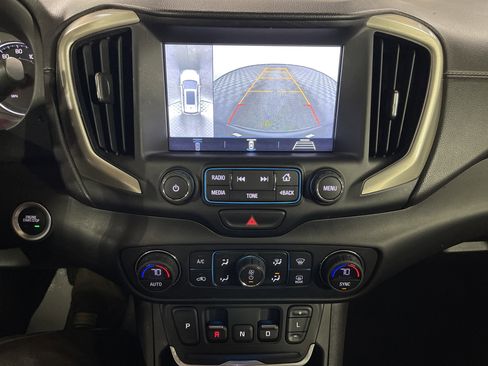 Used 2018 GMC Terrain Denali w/ Advanced Safety Package image 24