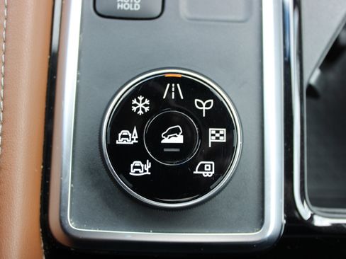 Certified 2023 Nissan Pathfinder Platinum AWD/4WD image 24
