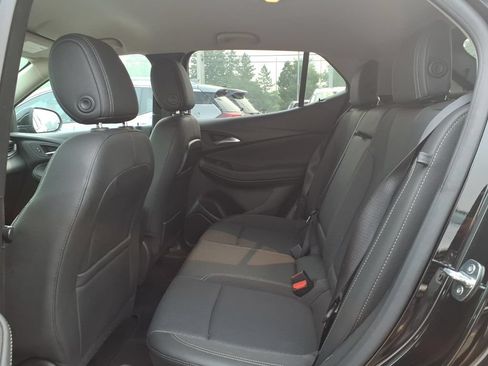 Used 2023 Buick Encore GX Select w/ Sport Touring Package FWD image 9