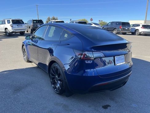 Used 2022 Tesla Model Y Performance image 8