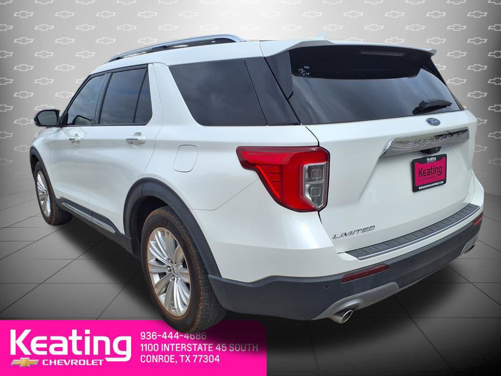 Used 2024 Ford Explorer Limited w/ Limited Technology Package RWD image 2