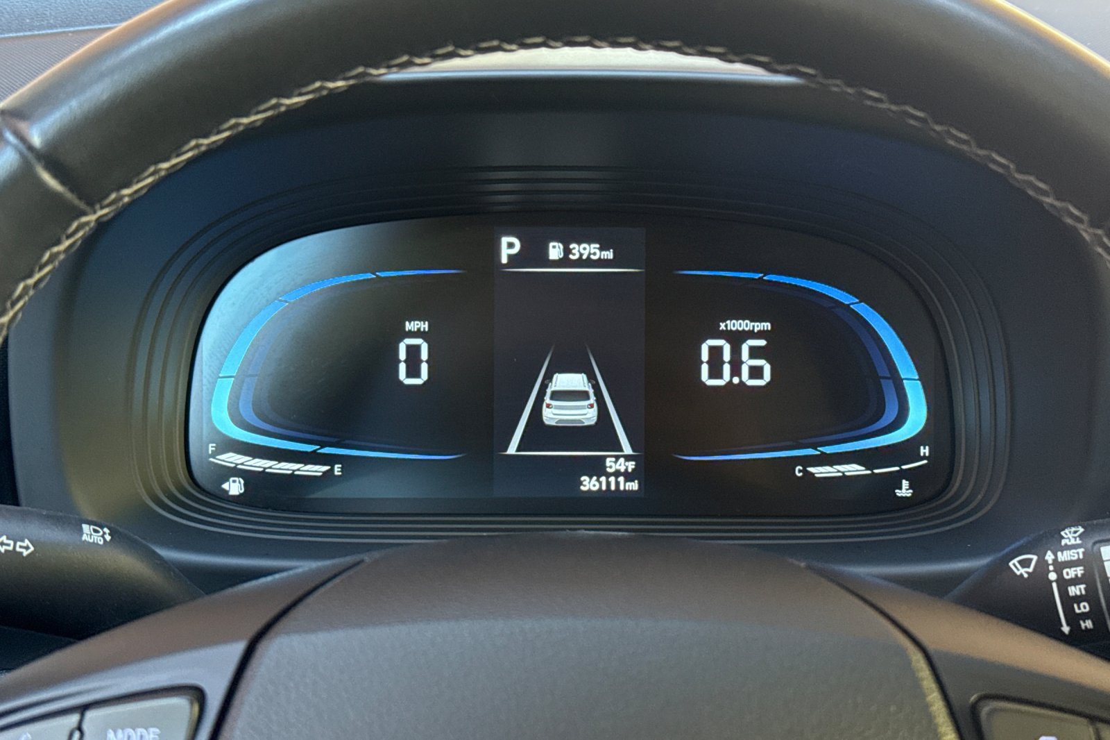 Used 2025 Hyundai Venue SEL FWD image 24