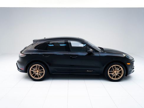 Certified 2026 Porsche Macan Turbo AWD/4WD image 8
