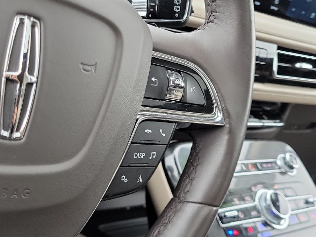 Used 2023 Lincoln Nautilus Reserve w/ Equipment Group 201A AWD/4WD image 13