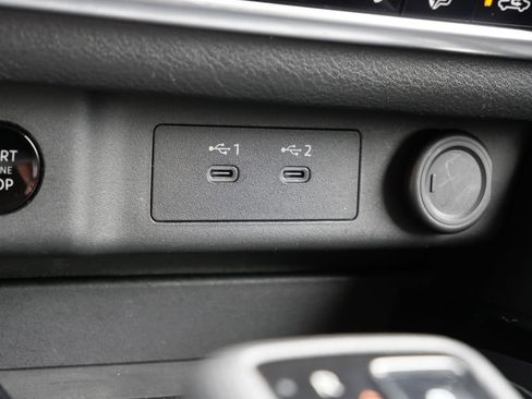 Used 2024 Nissan Rogue SV AWD/4WD image 31