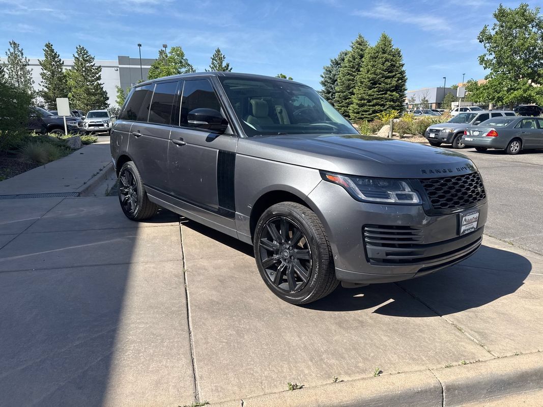 Used 2018 Land Rover Range Rover Supercharged AWD/4WD image 4