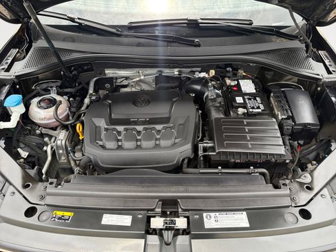 Used 2020 Volkswagen Tiguan SE w/ Panoramic Sunroof Package FWD image 26