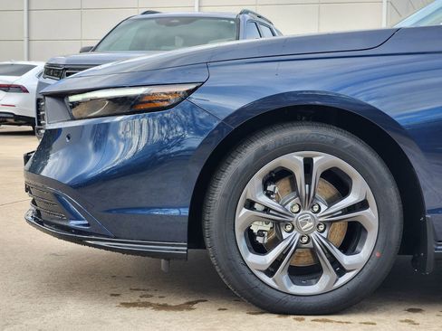 New 2026 Honda Accord EX-L image 5