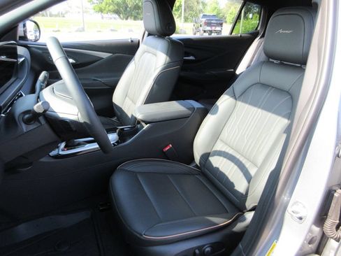 Used 2024 Buick Envista Sport Touring FWD image 19