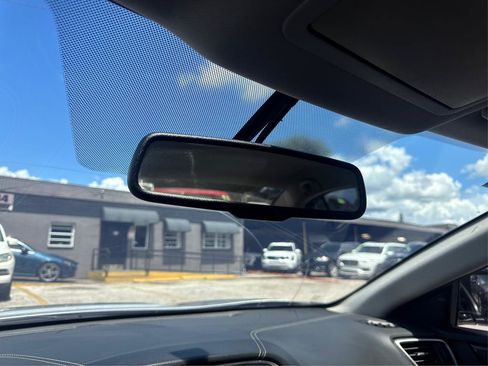 Used 2019 Nissan Maxima 3.5 SV w/ Floor Mat Group FWD image 13