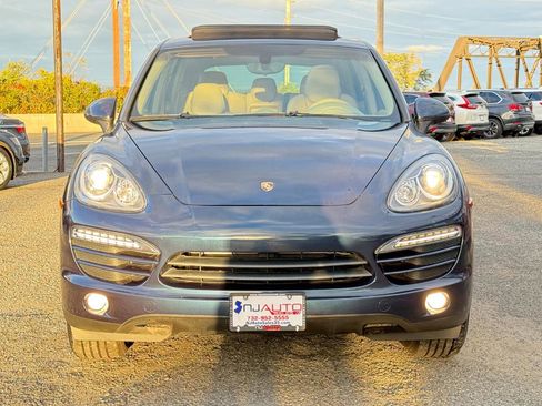 Used 2012 Porsche Cayenne AWD/4WD image 90