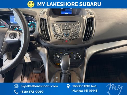 Used 2015 Ford Escape SE AWD/4WD image 18