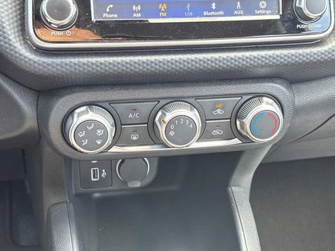 Certified 2024 Nissan Kicks S image 28