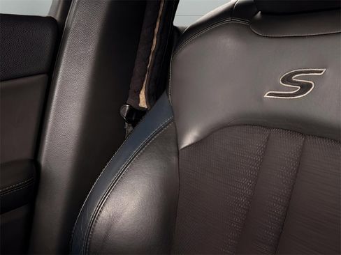 Used 2016 Chrysler 200 S image 13