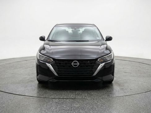 Used 2025 Nissan Sentra SV FWD image 2