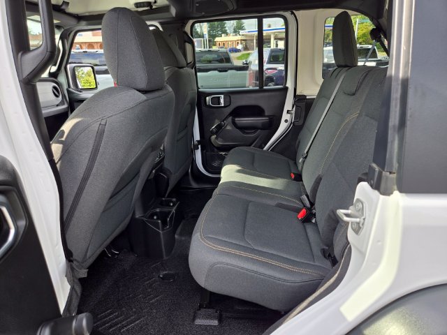Used 2024 Jeep Wrangler Unlimited Sport AWD/4WD image 12