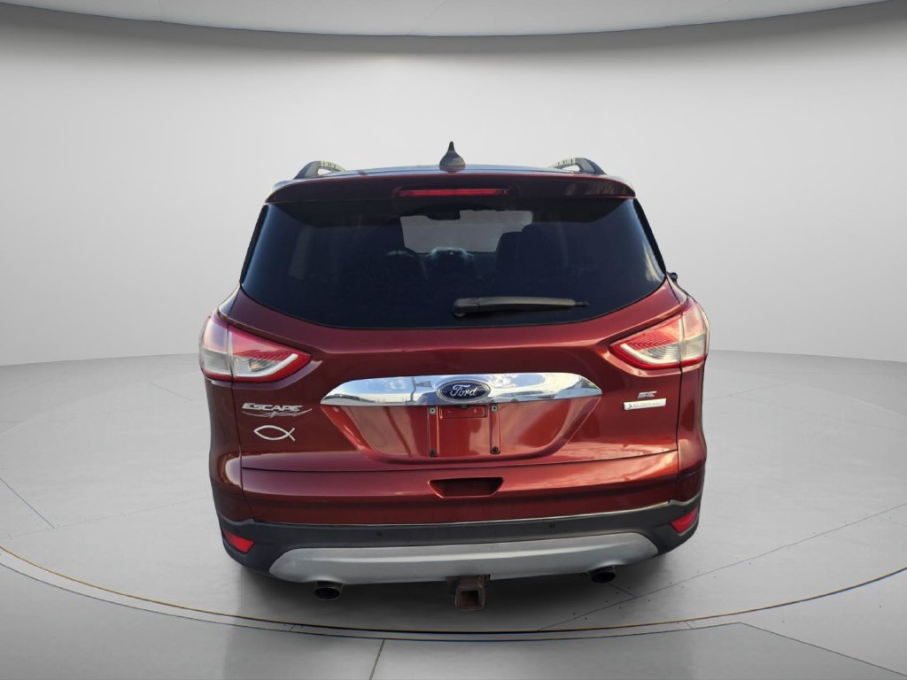 Used 2016 Ford Escape SE w/ SE Chrome Package FWD image 4