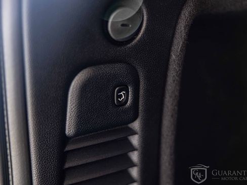 Used 2020 Dodge Durango SRT image 18