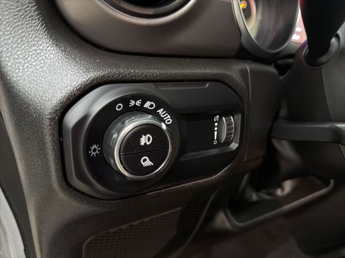 Used 2023 Jeep Gladiator Sport image 42