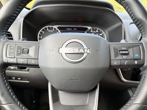 Certified 2025 Nissan Rogue SV AWD/4WD image 10