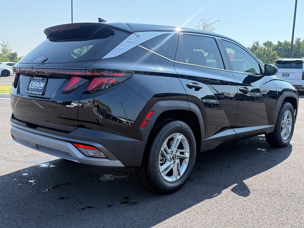 Certified 2025 Hyundai Tucson SE AWD/4WD image 5