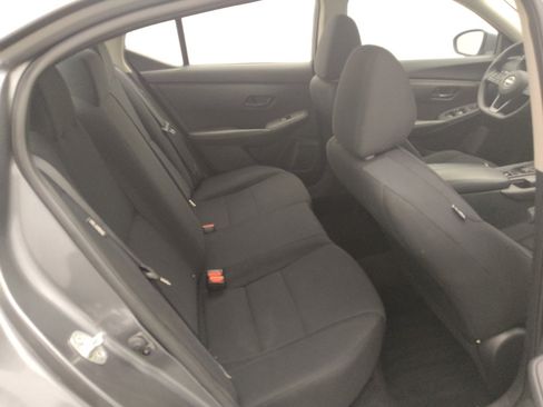 Used 2024 Nissan Sentra S FWD image 19