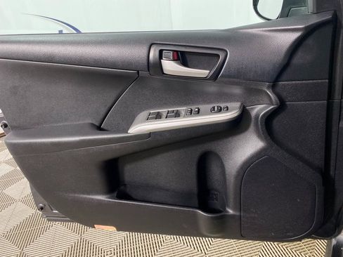 Used 2012 Toyota Camry SE image 20